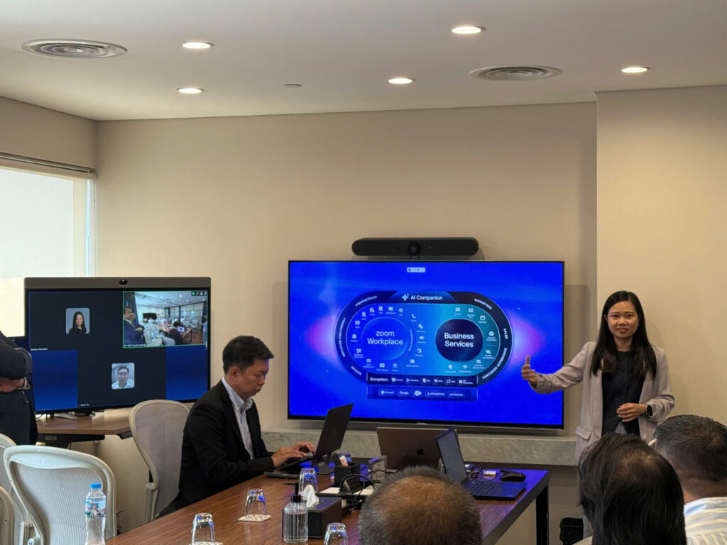 Bà Sheena Sacdalan chia sẻ về giải pháp Zoom AI Companion