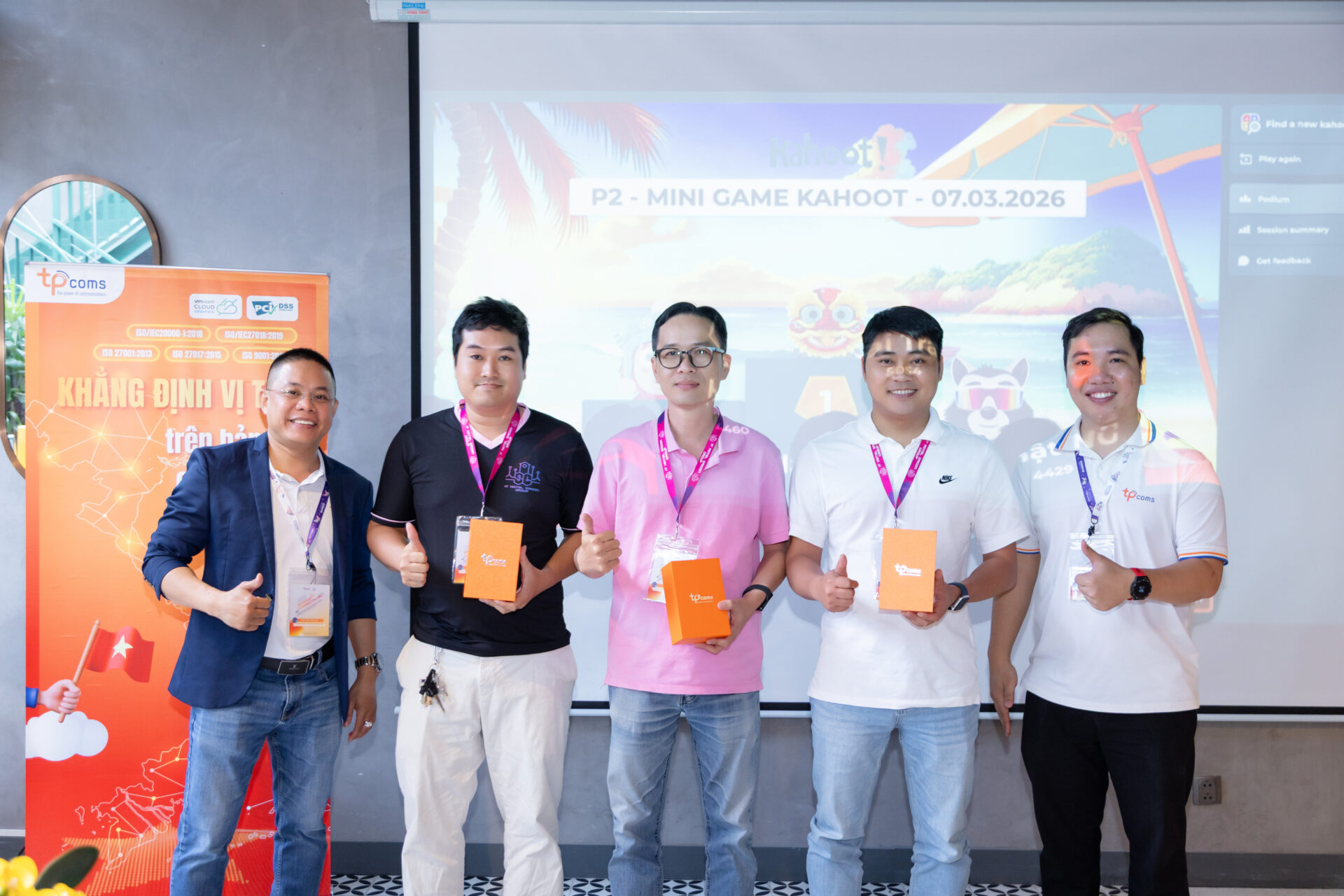 Workshop còn tạo ra không gian kết nối giữa các thành viên của IT Hotel Saigon Group